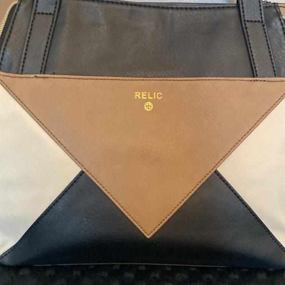 Relic Handbag - Picture 3 of 11
